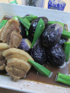 ヘタ紫茄子の揚げ茄子と豚三枚肉の煮物-レシピのメイン写真