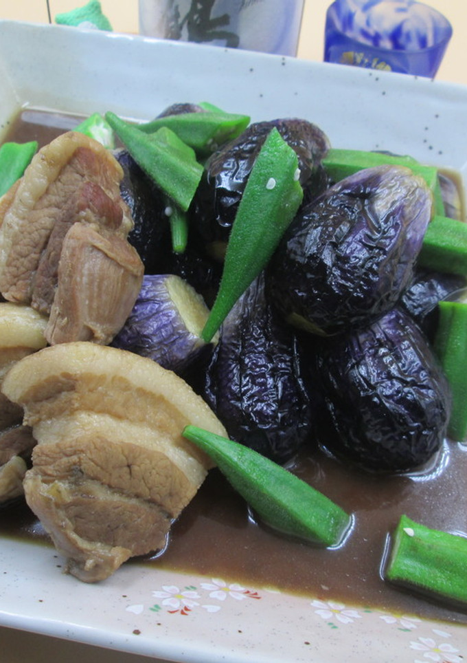 ヘタ紫茄子の揚げ茄子と豚三枚肉の煮物-レシピのメイン写真