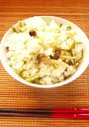 ☺簡単♪切り昆布としめじの炊き込みご飯☺-レシピのメイン写真