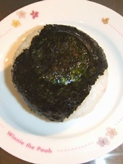 簡単☆まんまる☆タマゴと焼き豚のおにぎり-レシピのメイン写真