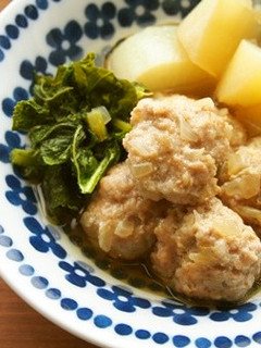 大根と玉ねぎ肉団子の煮物♪ふっくら美味♡-レシピのメイン写真