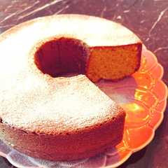 รูปของ ボザ入りケーキ
