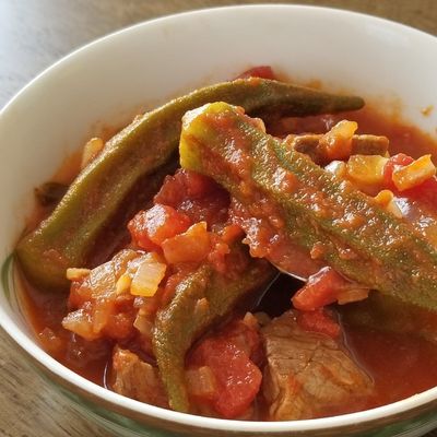 ゴリラのトマト煮込み ほろっとチキンのトマト煮 | ぐっち夫婦のオフィシャルレシピ