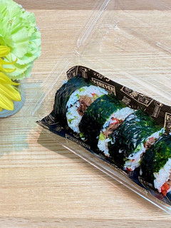 カリカリ梅とカブの葉の焼肉海苔巻き♡-レシピのメイン写真