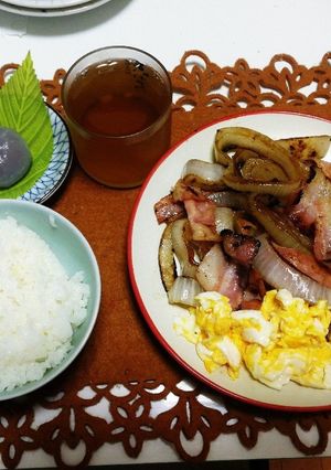 新玉ねぎとベーコンのシンプル炒めもの-レシピのメイン写真
