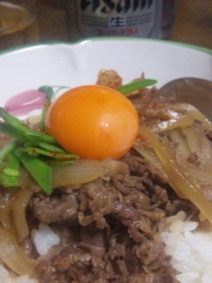 濃い目なお味の牛丼♪卵黄(温玉可)のせ-レシピのメイン写真