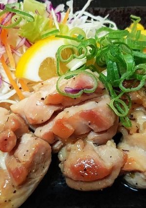 超簡単！鶏もも肉のナンプラーソテー-レシピのメイン写真
