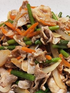 豚肉とにんにくの芽のオイスター炒め-レシピのメイン写真
