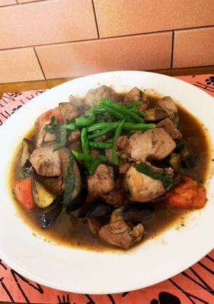 鶏胸肉とナス、トマトの赤ワイン炒め煮-レシピのメイン写真