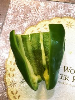 ピーマンの種取りにイラッとしない方法-レシピのメイン写真