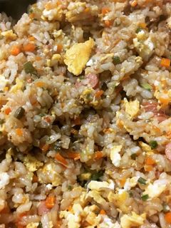 卵羽付きずぼらソース焼き飯-レシピのメイン写真