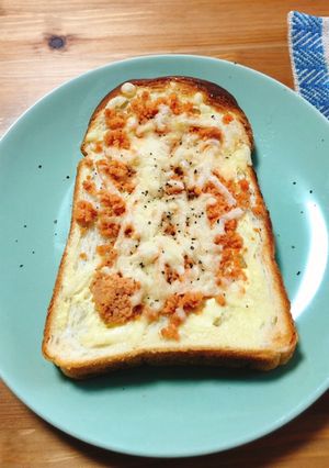 朝食にお魚を！鮭フレークトースト-レシピのメイン写真