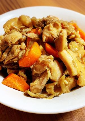 鶏もも肉と舞茸・人参の煮物-レシピのメイン写真