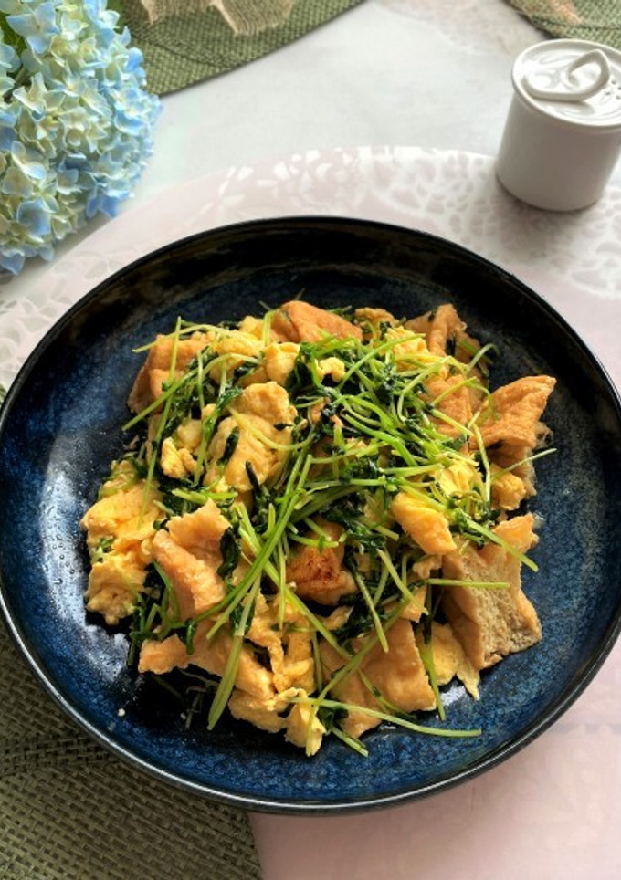 めんつゆでお手軽～豆苗と厚揚げの卵とじ-レシピのメイン写真