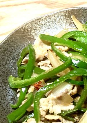 【無限ピーマン】玉ねぎで青椒肉絲風-レシピのメイン写真
