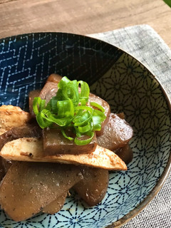 コンニャクを甜麺醤で炒める-レシピのメイン写真