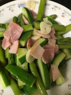 きゅうりとベーコンのニンニク炒め-レシピのメイン写真