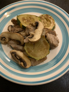 ズッキーニときのこ牛肉炒め-レシピのメイン写真
