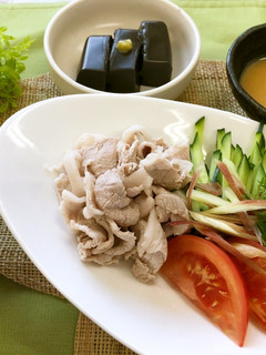 茹で豚の酢味噌だれ(健康食)-レシピのメイン写真