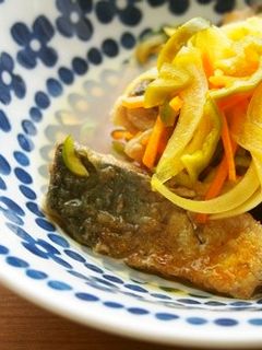 サバの野菜たっぷり!カレー風味南蛮漬け♪-レシピのメイン写真