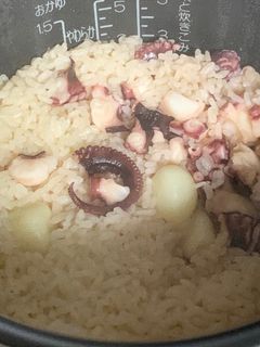 「絶品」ニンニクご飯(炊き込みご飯)-レシピのメイン写真