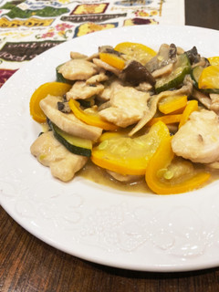 鶏胸肉とズッキーニときのこでマヨポン炒め-レシピのメイン写真