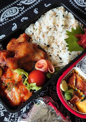 2020/7/9 エビチリ弁当-レシピのメイン写真