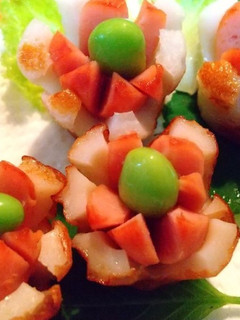 お弁当に可愛いお花♪(ちくわウインナー)-レシピのメイン写真
