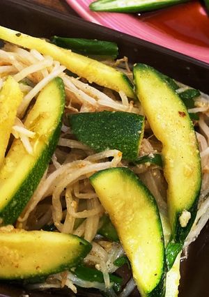 旬＊ズッキーニともやしのカレーチーズ炒め-レシピのメイン写真