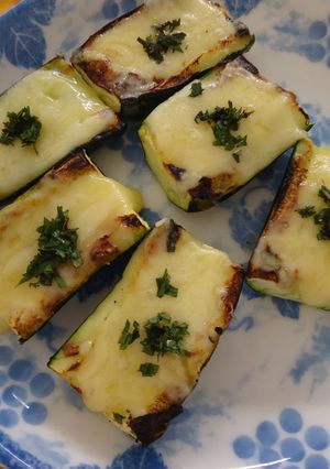 ズッキーニのチーズ焼きｂｙ草津市-レシピのメイン写真