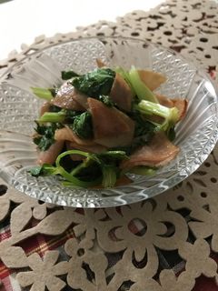 セロリの葉とハムで一品-レシピのメイン写真