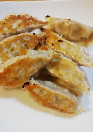 鶏ひき肉で、あっさりニラ餃子-レシピのメイン写真