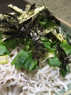 簡単しらすご飯と胡麻油のマッチング最高-レシピのメイン写真