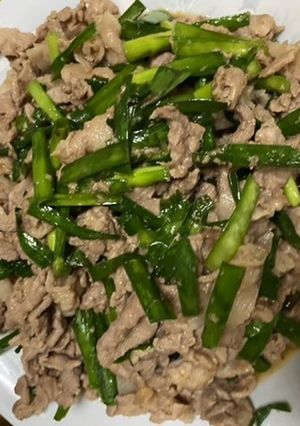 しょうゆ麹で豚こま肉ニラ炒め-レシピのメイン写真