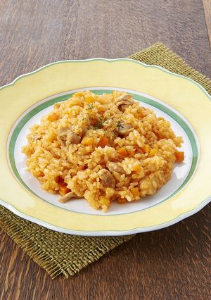 土鍋付き電子レンジで炊く「チキンライス」-レシピのメイン写真