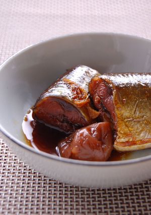 骨までぱくぱく♪さんまの梅の香煮-レシピのメイン写真