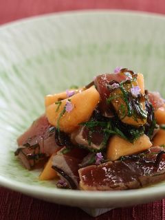 メロンとマグロの塩昆布和え-レシピのメイン写真