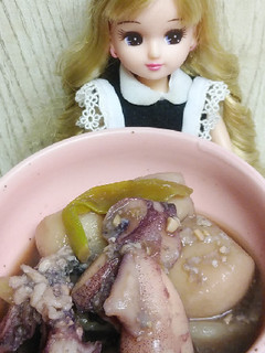 リカちゃん♡ひイカと里芋とねぎの墨煮ꕤ⠜-レシピのメイン写真