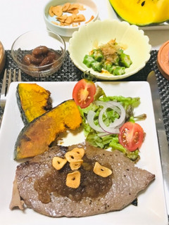ステーキメインで豪華ディナー♬記念日にも-レシピのメイン写真