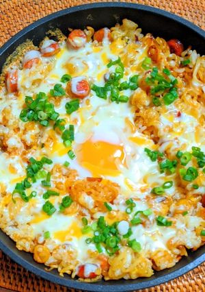 辛ラーメン でチーズそばめし-レシピのメイン写真