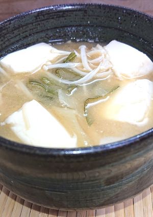 ネギと豆腐とえのきの味噌汁-レシピのメイン写真