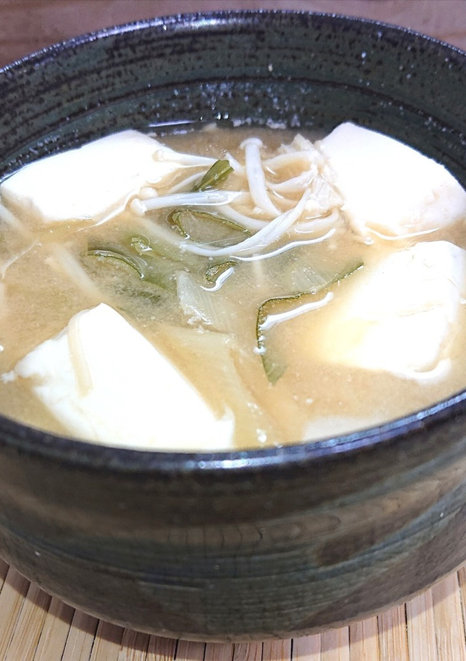 ネギと豆腐とえのきの味噌汁-レシピのメイン写真