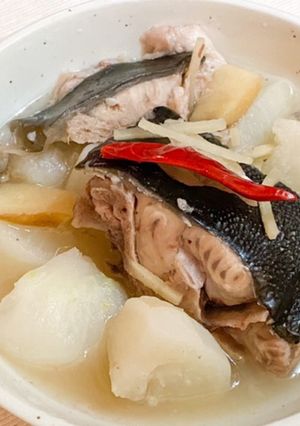 簡単ヘルシー☆ブリのアラとカブの煮物-レシピのメイン写真
