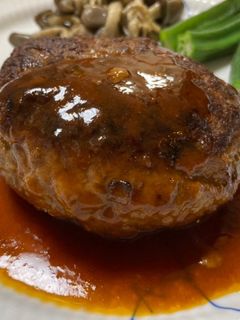 赤ワイン煮込みハンバーグ-レシピのメイン写真