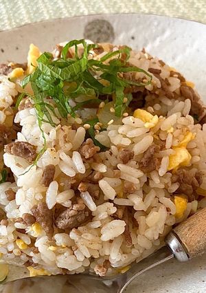 そぼろ炒飯*+【簡単美味しいチャーハン】-レシピのメイン写真