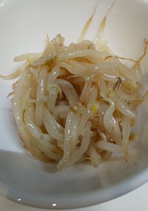 簡単ガッツリにんにく☆もやしナムル-レシピのメイン写真