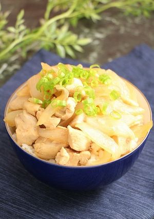 簡単！鶏丼☆とろとろ玉葱-レシピのメイン写真