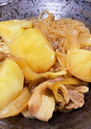 材料4つで簡単！ 肉じゃが-レシピのメイン写真