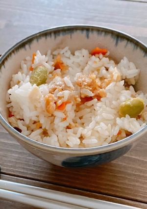 コンビニのチキンで炊き込みご飯-レシピのメイン写真