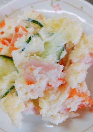 甘くないおかずになるポテトサラダ-レシピのメイン写真